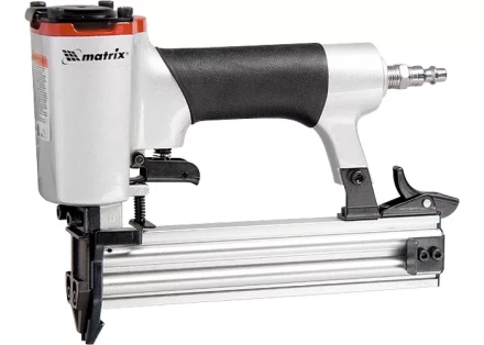 Нейлер пневматический для гвоздей от 10 до 32 мм 18GA MATRIX 57405 купить в Екатеринбурге
