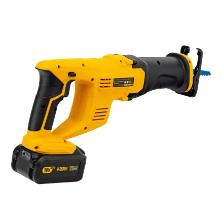 Пила сабельная аккумуляторная CRC-115, 18В Li-Ion Denzel 28465 купить в Екатеринбурге