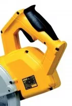 Пила торцовочная DeWALT  DWS 777-QS купить в Екатеринбурге