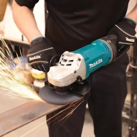 Угловая шлифовальная машина Makita GA7071X1 купить в Екатеринбурге