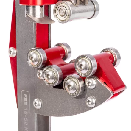 Инструмент КВТ FBS 16–52 для снятия полупроводящего экрана на кабелях из сшитого полиэтилена 16–52 мм (101903) купить в Екатеринбурге