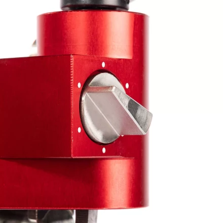 Инструмент КВТ IMS 10–52 для снятия изоляции на кабелях из сшитого полиэтилена 16–52 мм (101904) купить в Екатеринбурге