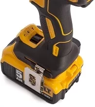 Аккумулят дрель DeWalt DСD 796P2-QW купить в Екатеринбурге
