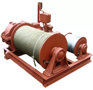 Лебедка маневровая электрическая ЛЭМ-15 900 кг 250/500 м (без каната) 114156 купить в Екатеринбурге