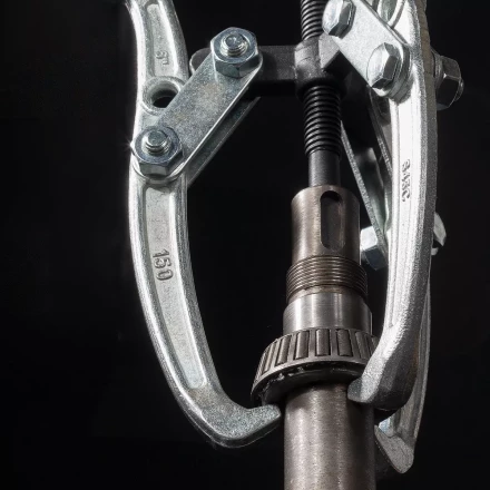 Съемник механический двухлапковый КВТ СМ-110Д серия ПРОФИ (82130) купить в Екатеринбурге