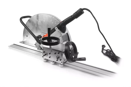 Электрический резчик MESSER BL600 с бесщеточным двигателем (с направляющей шиной) купить в Екатеринбурге