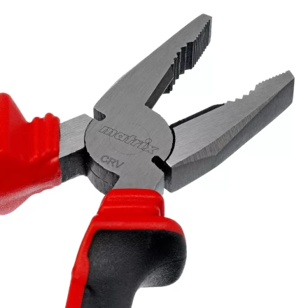 Плоскогубцы комбинированные Matrix, 160 мм, хром-ванадий, двухкомпонентные рукоятки, 17090 купить в Екатеринбурге