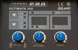 Инверторный сварочный полуавтомат Aurora-Pro ULTIMATE 300 MIG/MAG+MMA (с горелкой,+подающий механизм+пакет проводов+держатель электродов) купить в Екатеринбурге