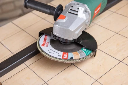 Круг Лепестковый Торцевой (КЛТ) HAMMER КЛТ 1 Ф180х22 Р80 213-032 купить в Екатеринбурге