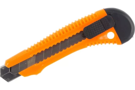 Нож с выдвижным лезвием 18 мм, пластиковый корпус, металлическая направляющая, Вихрь 73/10/10/2 купить в Екатеринбурге