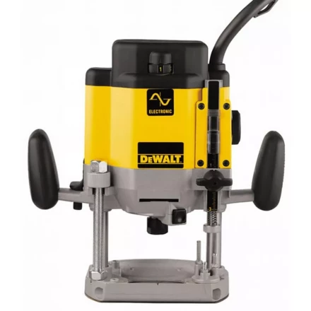 Фрезер DeWalt DW629 купить в Екатеринбурге