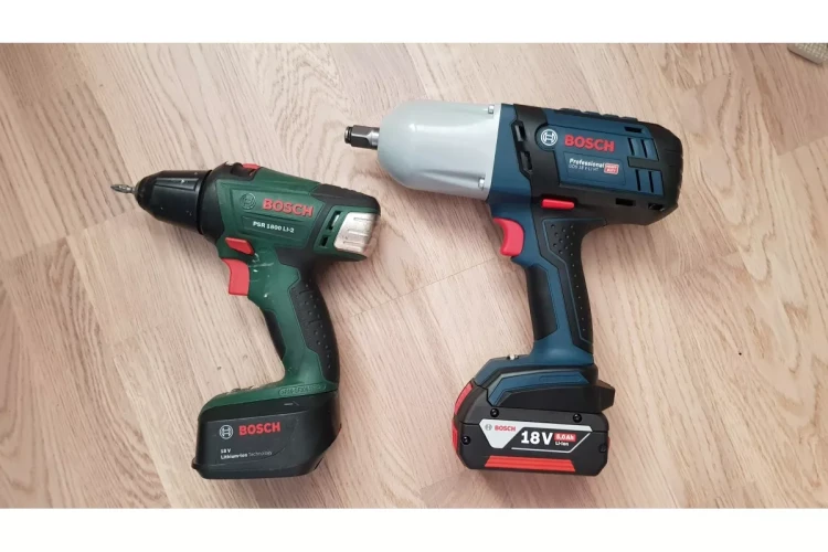 Bosch Аккумуляторный ударный гайковерт GDS 18 V-LI HT 06019B130A купить в Екатеринбурге