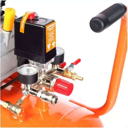 Компрессор масляный поршневой прямой привод PATRIOT EURO 50-260K набор KIT 5B купить в Екатеринбурге