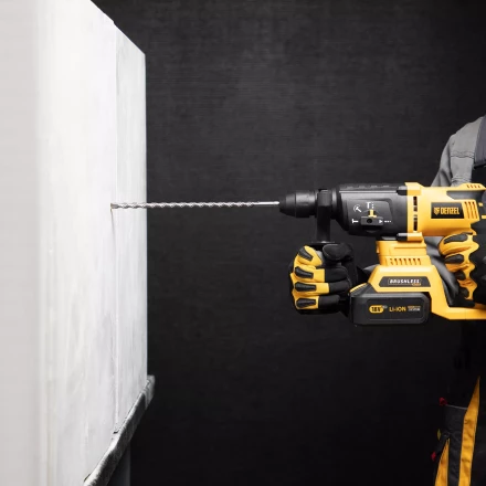 Бур по бетону Denzel, 8 x 260 мм, двойная спираль, три пылеотводящие кромки, 705014 купить в Екатеринбурге