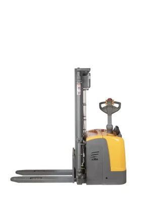 Штабелер самоходный 2,0 т 4,5 м XILIN CDDK20 24/300 В/Ач ЭУР, выдв. опоры (с платформой) 1005280 купить в Екатеринбурге