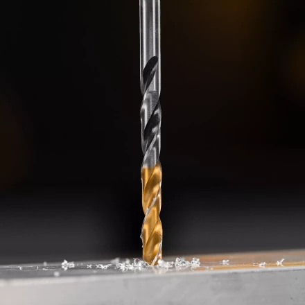 Сверло спиральное по металлу Denzel 5 x 86мм, Р6М5, Golden Tip, многогранная заточка, 718276 купить в Екатеринбурге