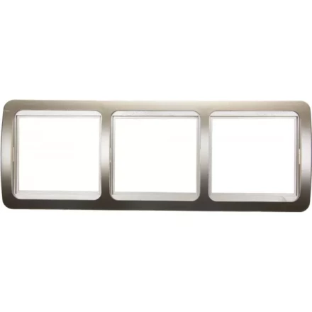 Панель СВЕТОЗАР &quot;ГАММА&quot; накладная, горизонтальная, цвет золотой металлик, 3 гнезда SV-54148-GM купить в Екатеринбурге